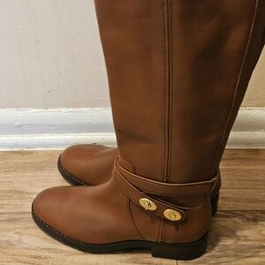 Coach Essex Riding Tall Fashion Leather Boots Women Saddle Brown New No Box